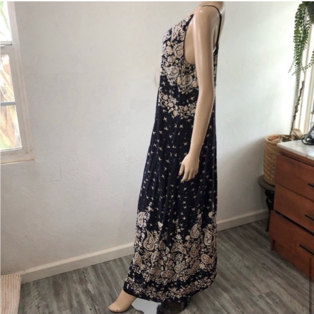 Billabong Navy and Cream Maxi Dress - Picture 14 of 16